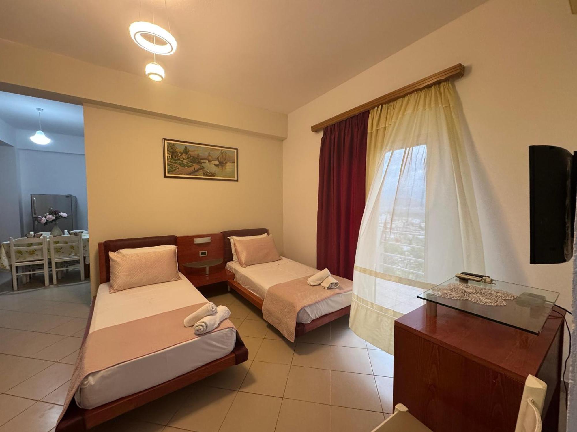 Draci Apartments Sarandë Esterno foto