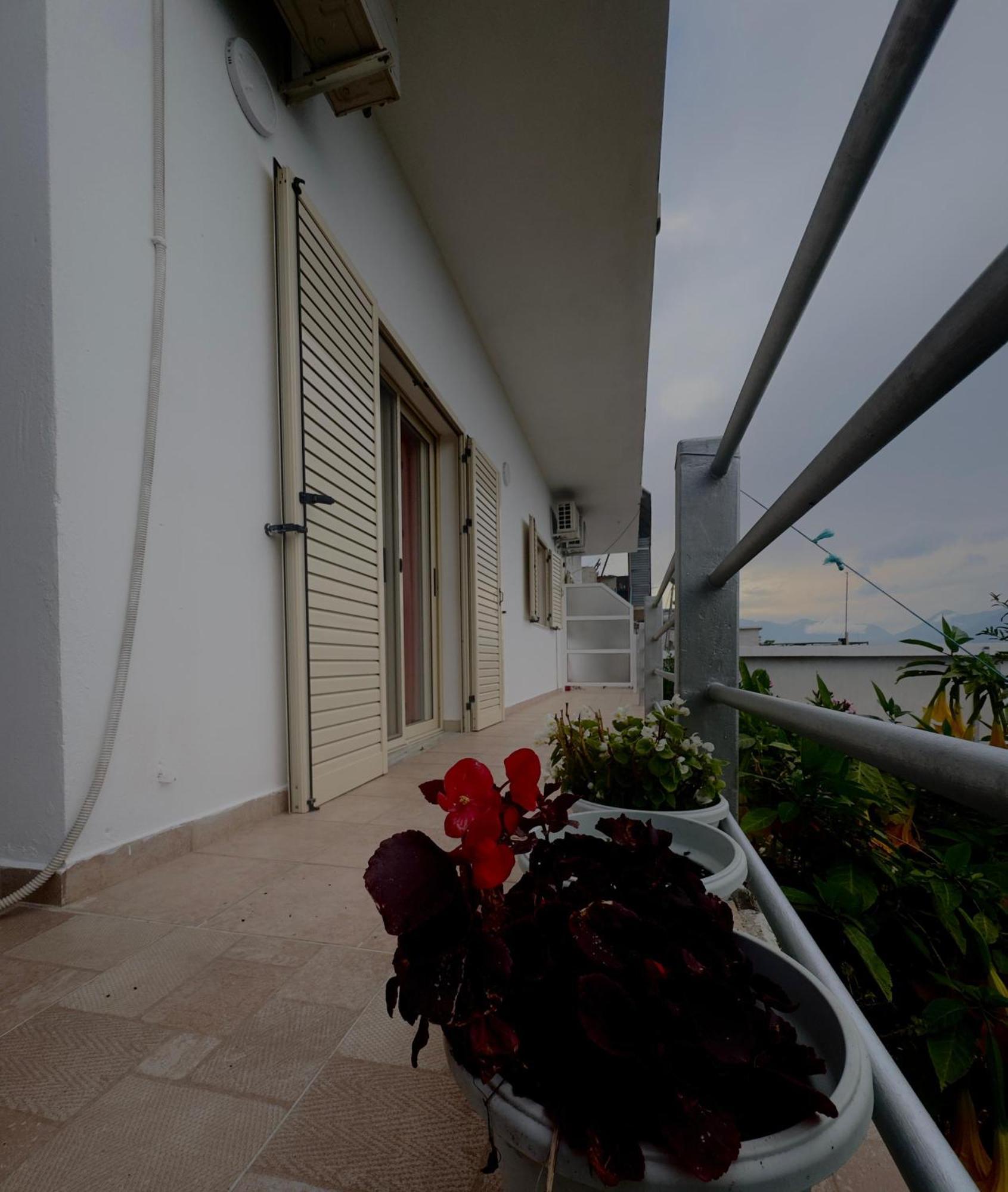 Draci Apartments Sarandë Esterno foto